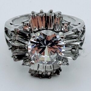 Estate sz7.25 diamond Ballerina ring, certified and GORG! 18k SOLID WG 4.53g